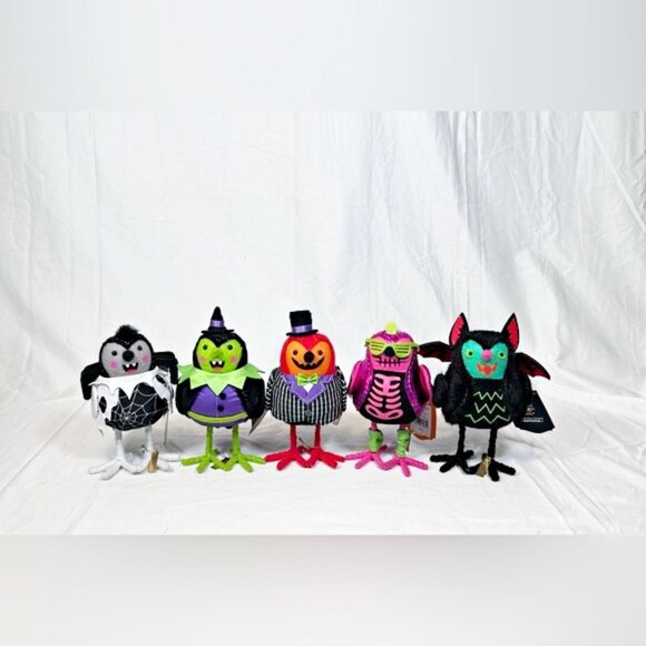 Target Hyde and EEK! 2024 Set of 5 Featherly Friends Halloween Birds - Picture 1 of 6